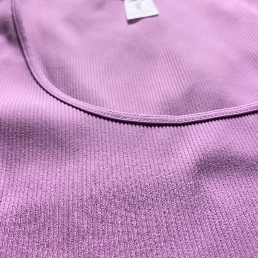 Abound Cropped Ribbed Top - Picture 3 of 4